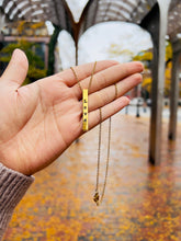 Load image into Gallery viewer, Quadrant Expressions Bar Necklace