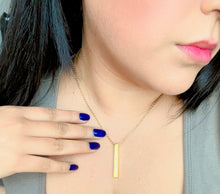 Load image into Gallery viewer, Quadrant Expressions Bar Necklace