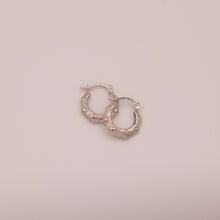 Load image into Gallery viewer, 14K Elegant Textured Hoops