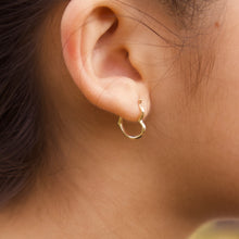 Load image into Gallery viewer, 14K Heartfelt Hoop Earrings